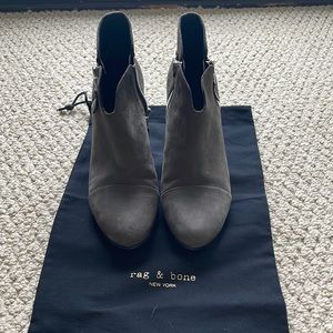 Rag & Bone Margot Boots Booties Size Sz 38. Grey gray.